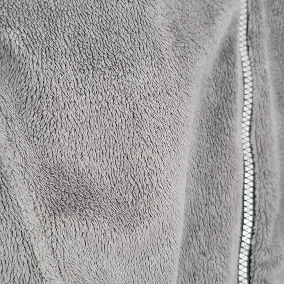 UNBRANDED Reversible Black Rain material to Gray fuzzy material hooded zip up - Picture 11 of 16